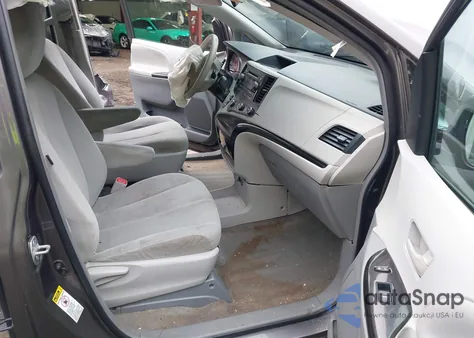 2012 Toyota Sienna Base 7 Passenger from USA, damaged, VIN 5TDKA3DCXCS014680